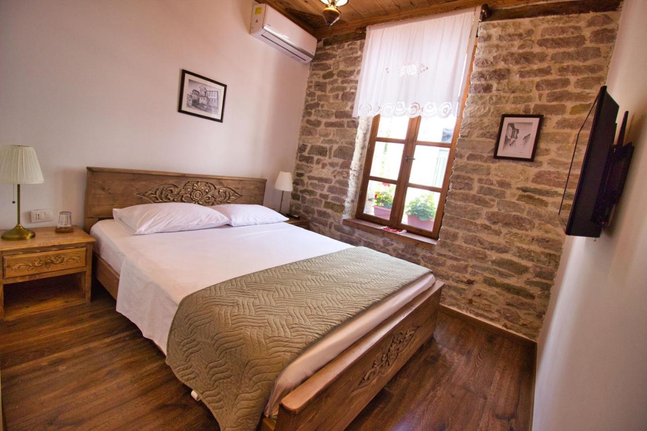 4 Rooms Since 1950 Gjirokastra Kültér fotó